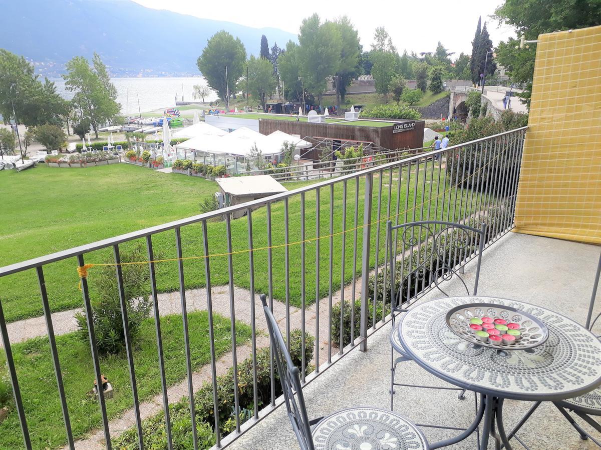 Campione Giulia Exclusive Lakefront Apartment By Gardadomusmea Campione del Garda Exterior foto