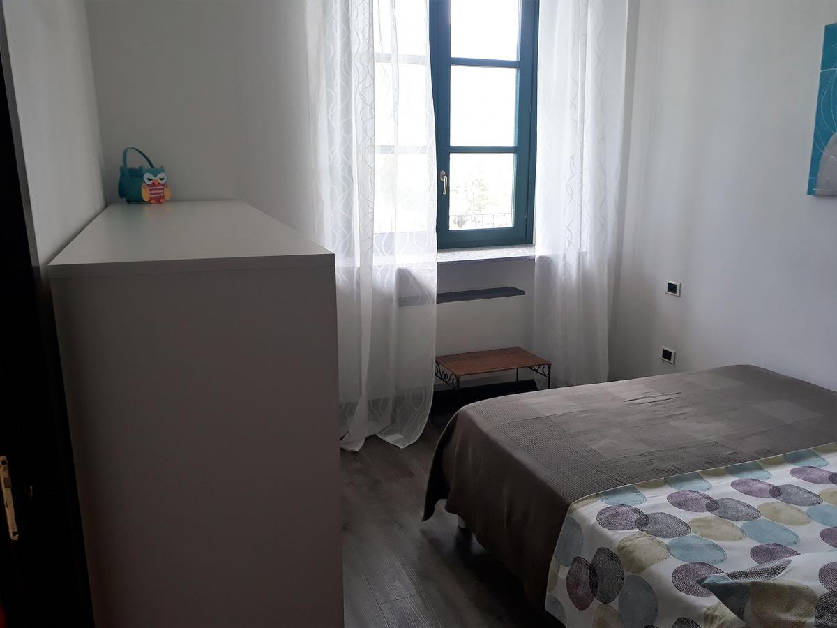 Campione Giulia Exclusive Lakefront Apartment By Gardadomusmea Campione del Garda Exterior foto